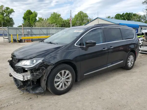 2C4RC1BG4HR683322 2017 CHRYSLER PACIFICA - Image 1