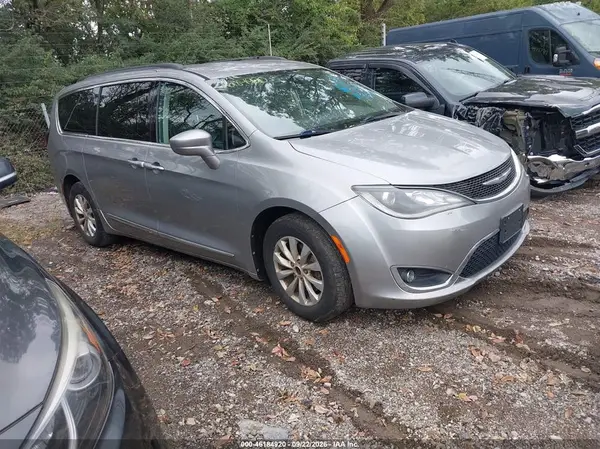 2C4RC1BG4HR687838 2017 CHRYSLER PACIFICA
