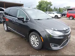 2C4RC1BG4HR688407 2017 CHRYSLER PACIFICA