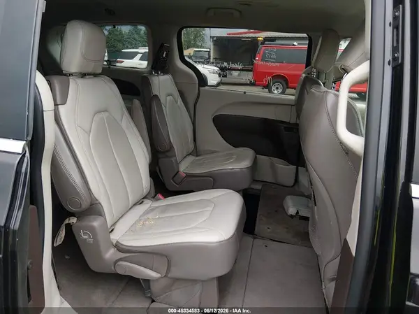 2C4RC1BG4HR688407 2017 CHRYSLER PACIFICA - Image 8