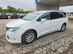 2C4RC1BG4HR729960 2017 CHRYSLER PACIFICA