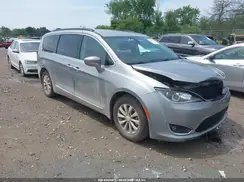 2C4RC1BG4HR734303 2017 CHRYSLER PACIFICA