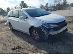 2C4RC1BG4HR743793 2017 CHRYSLER PACIFICA