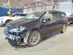 2C4RC1BG4HR745611 2017 CHRYSLER PACIFICA