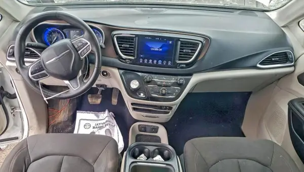 2C4RC1BG4HR753255 2017 CHRYSLER PACIFICA - Image 8