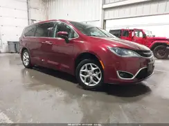 2C4RC1BG4HR768547 2017 CHRYSLER PACIFICA