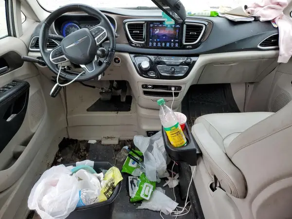 2C4RC1BG4HR768628 2017 CHRYSLER PACIFICA - Image 8