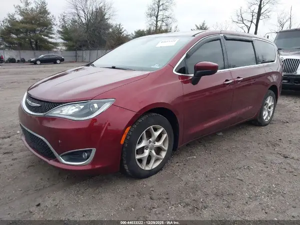 2C4RC1BG4HR781959 2017 CHRYSLER PACIFICA - Image 2