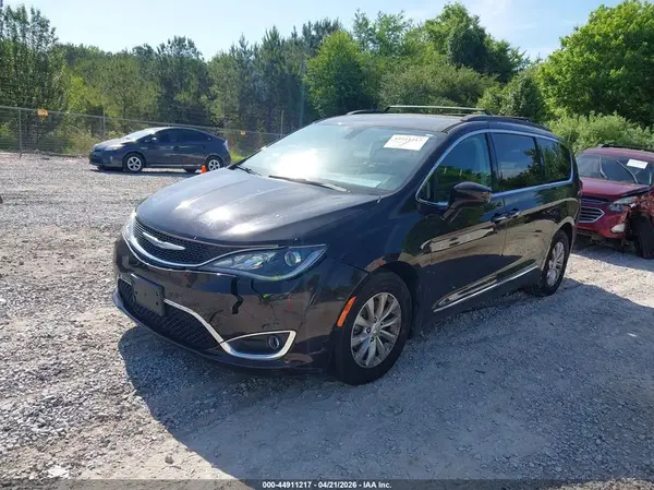 2C4RC1BG4HR782691 2017 CHRYSLER PACIFICA - Image 2