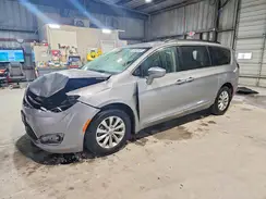 2C4RC1BG4HR787826 2017 CHRYSLER PACIFICA