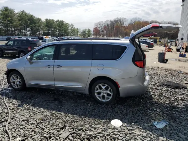2C4RC1BG4HR788782 2017 CHRYSLER PACIFICA - Image 2