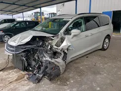 2C4RC1BG4HR794940 2017 CHRYSLER PACIFICA