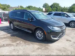 2C4RC1BG4HR795053 2017 CHRYSLER PACIFICA