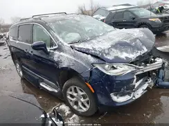2C4RC1BG4HR797255 2017 CHRYSLER PACIFICA