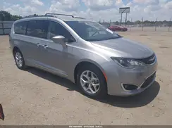 2C4RC1BG4HR803507 2017 CHRYSLER PACIFICA