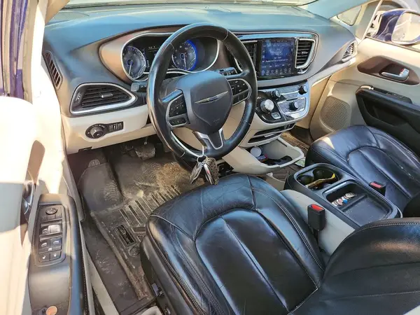 2C4RC1BG4HR809498 2017 CHRYSLER PACIFICA - Image 8