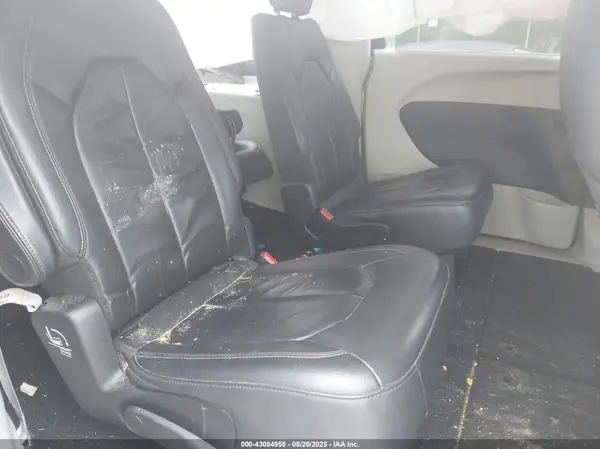 2C4RC1BG4HR810666 2017 CHRYSLER PACIFICA - Image 8