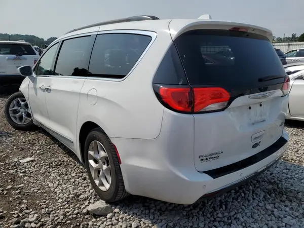 2C4RC1BG4HR820288 2017 CHRYSLER PACIFICA - Image 2