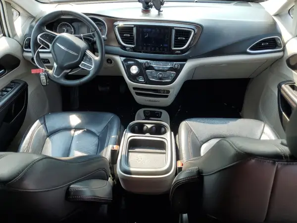 2C4RC1BG4HR820288 2017 CHRYSLER PACIFICA - Image 8