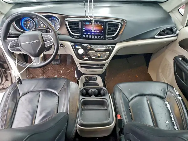 2C4RC1BG4HR822980 2017 CHRYSLER PACIFICA - Image 8