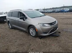 2C4RC1BG4HR837365 2017 CHRYSLER PACIFICA