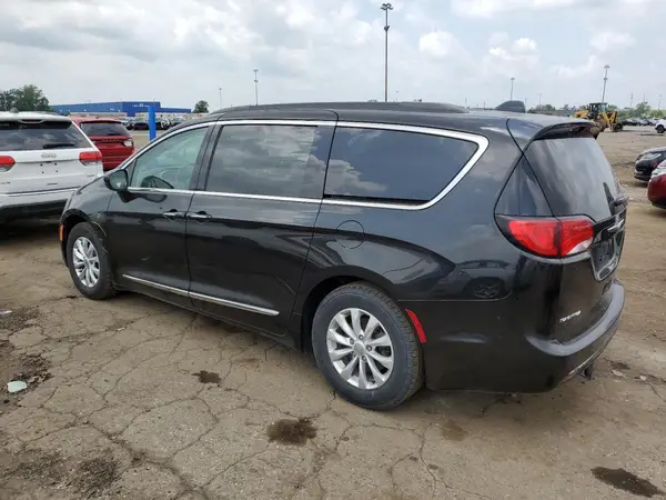2C4RC1BG4HR840136 2017 CHRYSLER PACIFICA - Image 2