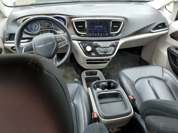 2C4RC1BG4HR840136 2017 CHRYSLER PACIFICA - Image 8
