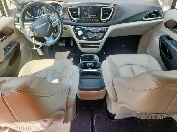 2C4RC1BG4JR106537 2018 CHRYSLER PACIFICA - Image 8