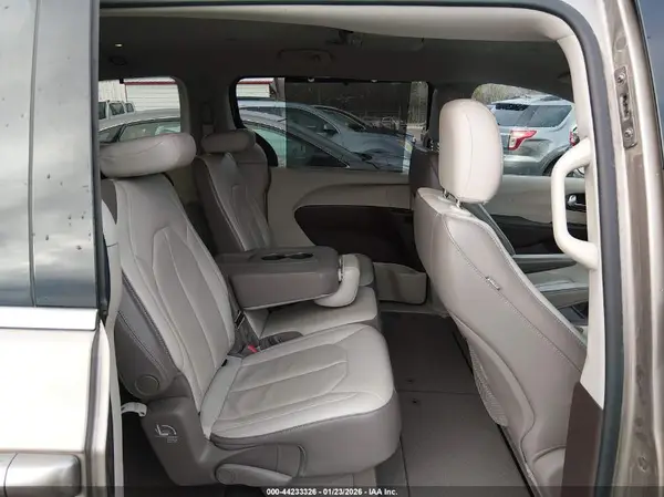 2C4RC1BG4JR107347 2018 CHRYSLER PACIFICA - Image 8