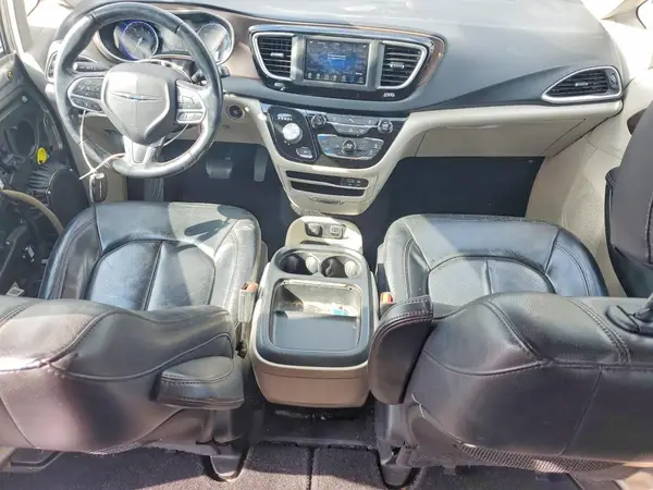 2C4RC1BG4JR110507 2018 CHRYSLER PACIFICA - Image 8