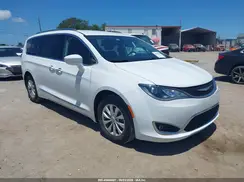 2C4RC1BG4JR110653 2018 CHRYSLER PACIFICA