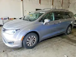 2C4RC1BG4JR110829 2018 CHRYSLER PACIFICA