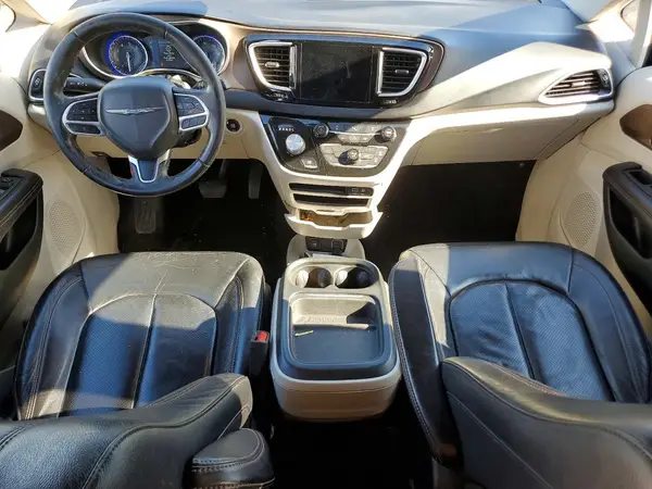 2C4RC1BG4JR111057 2018 CHRYSLER PACIFICA - Image 8