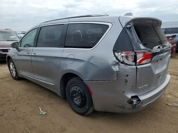 2C4RC1BG4JR119031 2018 CHRYSLER PACIFICA - Image 2