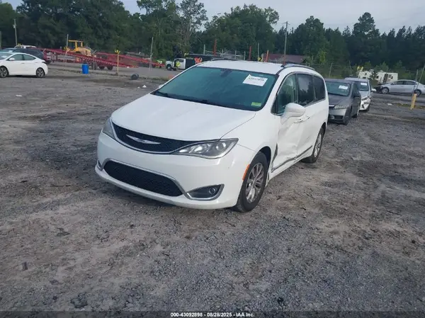 2C4RC1BG4JR120874 2018 CHRYSLER PACIFICA - Image 2
