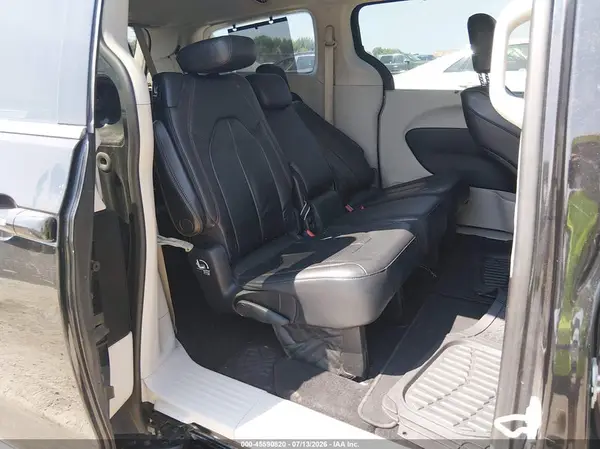 2C4RC1BG4JR124309 2018 CHRYSLER PACIFICA - Image 8