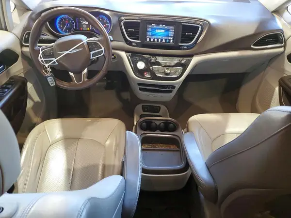 2C4RC1BG4JR126528 2018 CHRYSLER PACIFICA - Image 8