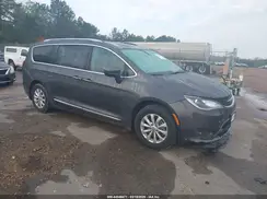 2C4RC1BG4JR144477 2018 CHRYSLER PACIFICA