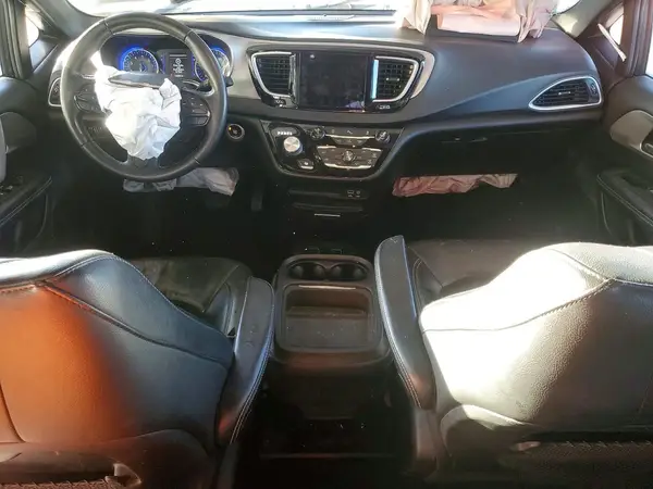 2C4RC1BG4JR198250 2018 CHRYSLER PACIFICA - Image 8
