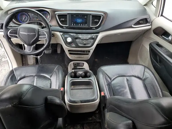 2C4RC1BG4JR214236 2018 CHRYSLER PACIFICA - Image 8