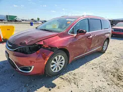 2C4RC1BG4JR217282 2018 CHRYSLER PACIFICA