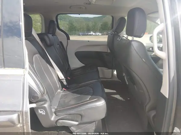 2C4RC1BG4JR227665 2018 CHRYSLER PACIFICA - Image 8