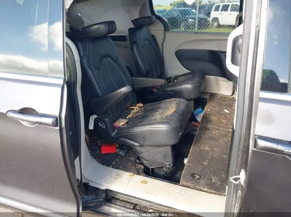 2C4RC1BG4JR233420 2018 CHRYSLER PACIFICA - Image 8