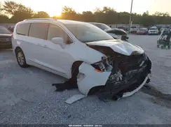 2C4RC1BG4JR246085 2018 CHRYSLER PACIFICA