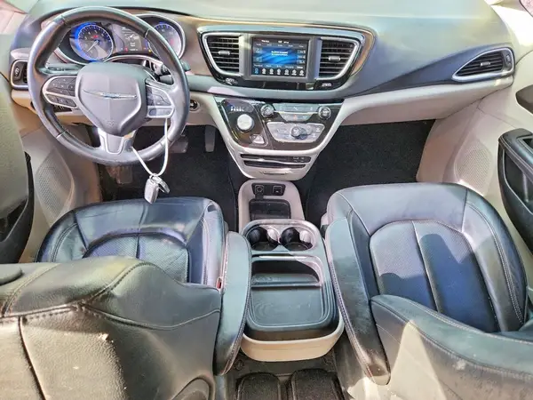 2C4RC1BG4JR248063 2018 CHRYSLER PACIFICA - Image 8