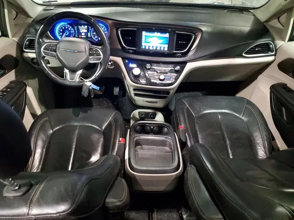 2C4RC1BG4JR257278 2018 CHRYSLER PACIFICA - Image 8