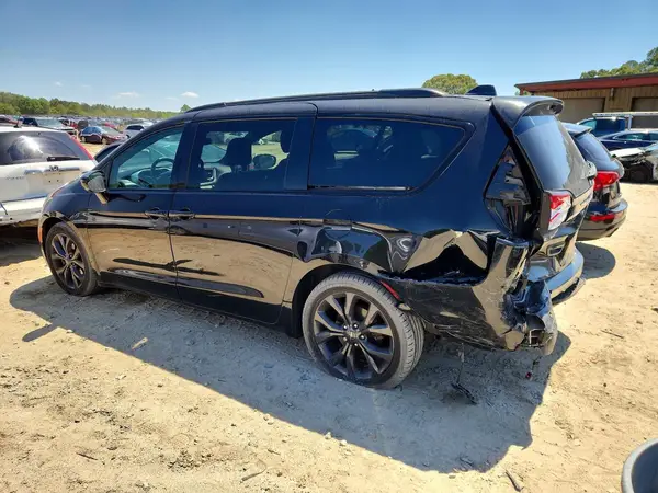 2C4RC1BG4JR260262 2018 CHRYSLER PACIFICA - Image 2