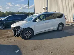 2C4RC1BG4JR261489 2018 CHRYSLER PACIFICA
