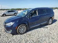 2C4RC1BG4JR279815 2018 CHRYSLER PACIFICA