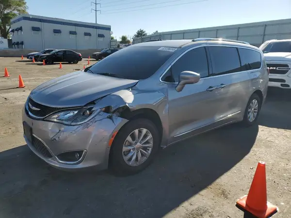 2C4RC1BG4JR295254 2018 CHRYSLER PACIFICA - Image 1